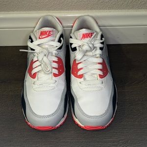 NIKE Air Max shoes